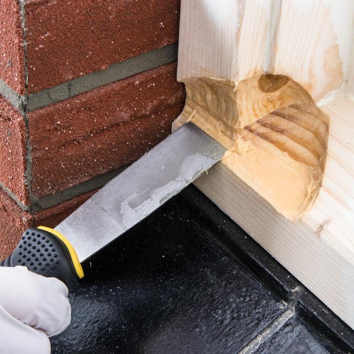 Hout opvullen met de Houtrotvuller of Plamuur van EAZYFIX®